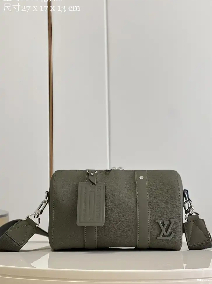 KEEPALL LOUIS CITY VUITTON 0615